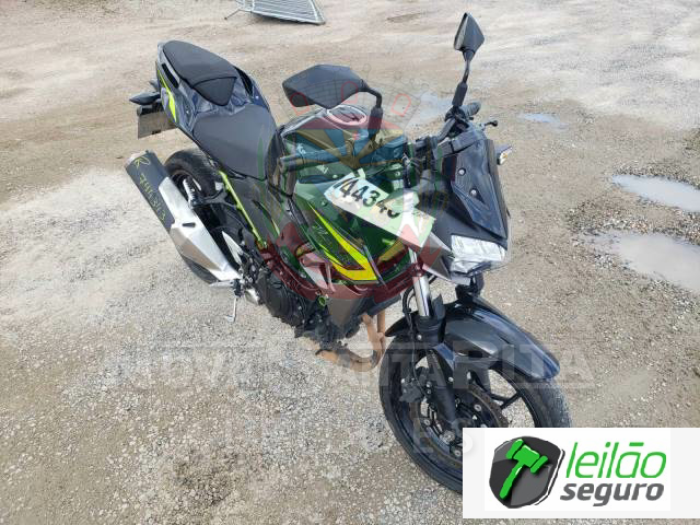 LOTE 019 KAWASAKI/Z400 