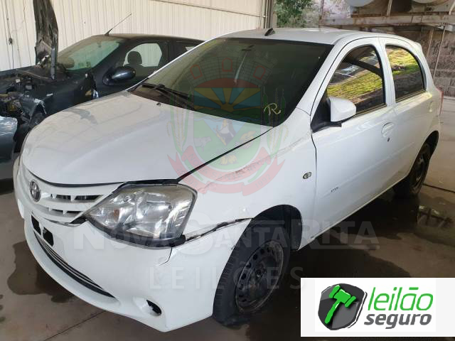 LOTE 028 TOYOTA/ETIOS X AT 1.5 16V DUAL VVT-I