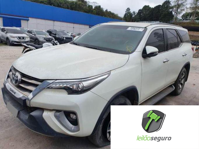 LOTE 015 TOYOTA SW4 2019 